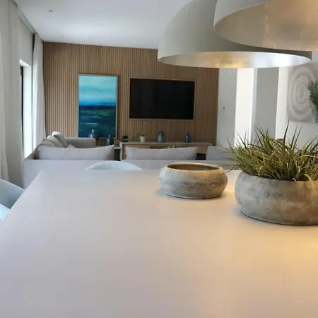 Hibiscus, Great Location In Vilamoura, Lush Lawns And Garden *