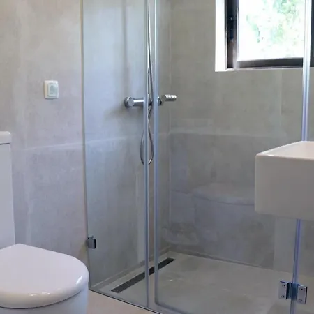 Hibiscus, Great Location In Vilamoura, Lush Lawns And Garden Ferienhaus