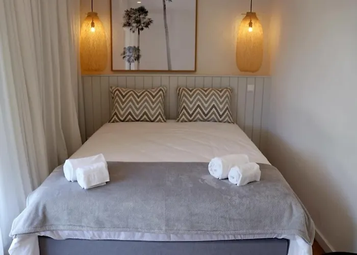 Hibiscus, Great Location In Vilamoura, Lush Lawns And Garden