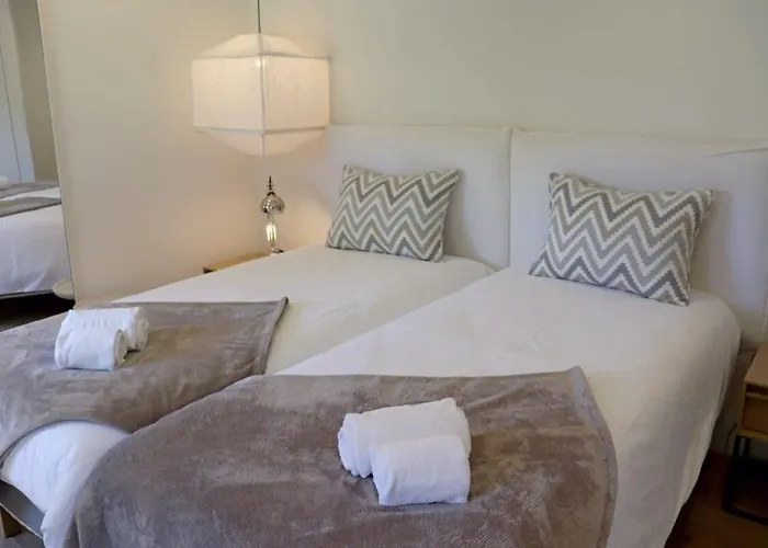 Hibiscus, Great Location In Vilamoura, Lush Lawns And Garden *