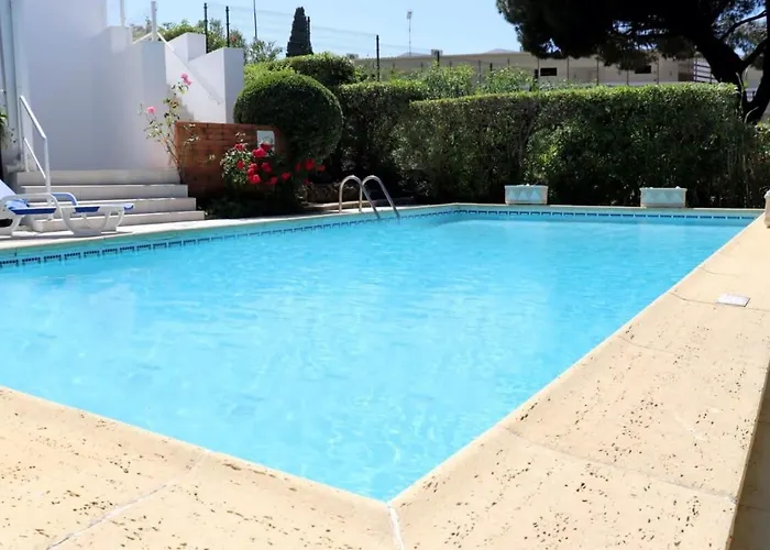 Hibiscus, Great Location In Vilamoura, Lush Lawns And Garden