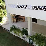 Hibiscus, Great Location In Vilamoura, Lush Lawns And Garden Willa *