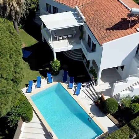 Villa Hibiscus, Great Location In Vilamoura, Lush Lawns And Garden *