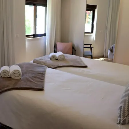 Villa Hibiscus, Great Location In Vilamoura, Lush Lawns And Garden Quarteira